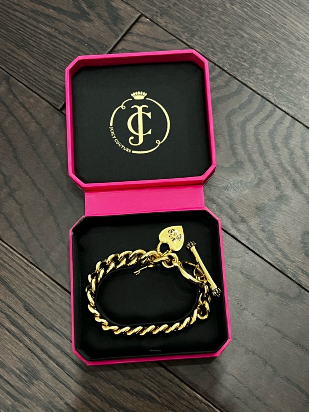 Juicy Couture- Gold charm bracelet